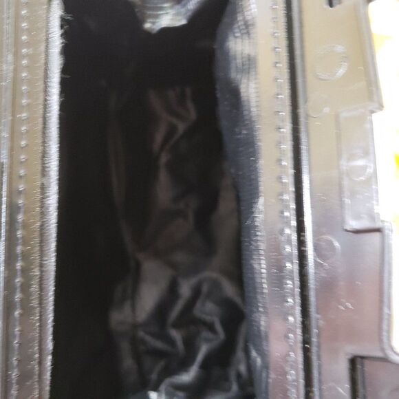 Vintage 1987 Fisher-Price Medical Kit Toy Set - Picture 15 of 16